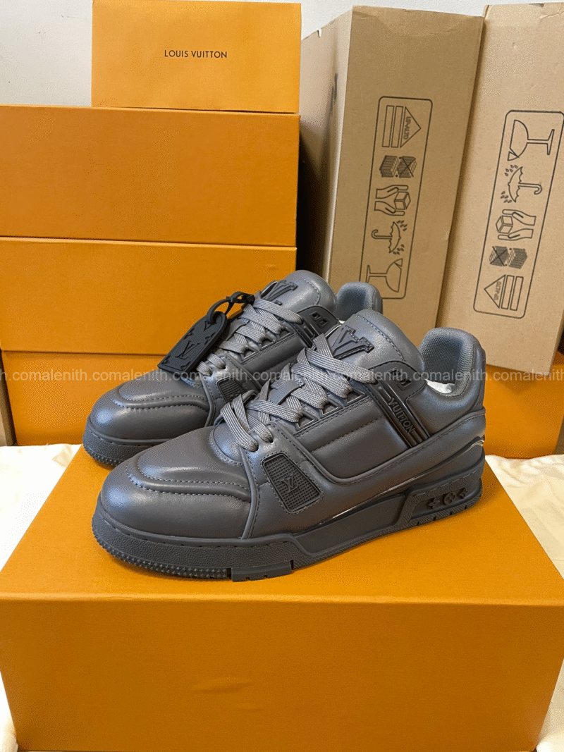 LV shoes