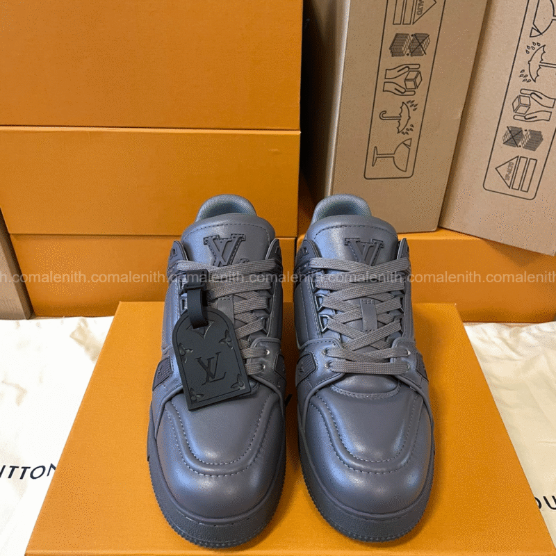 LV shoes
